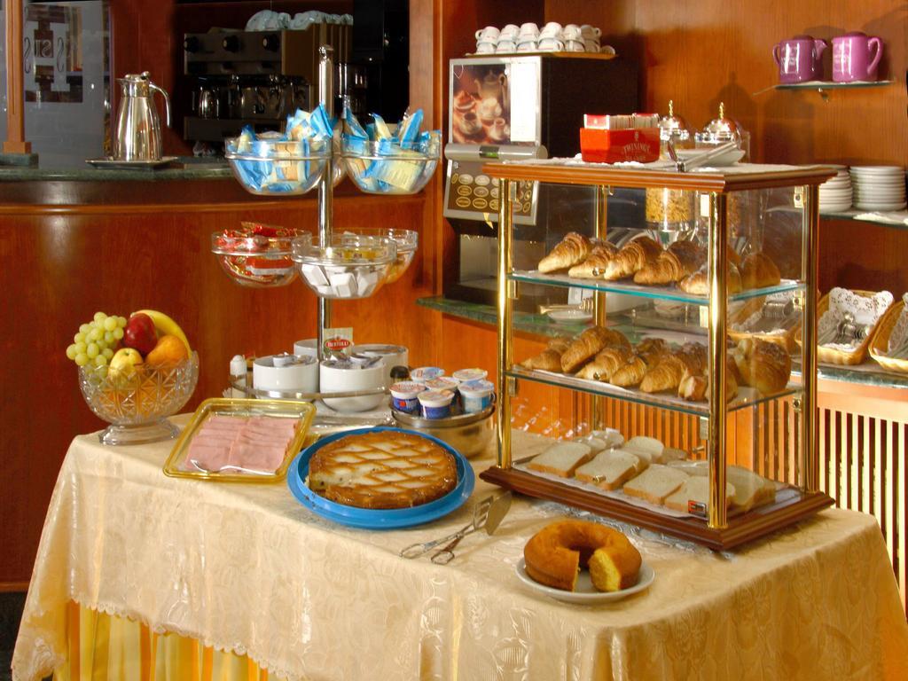 Hotel Assisi Rzym Zewnętrze zdjęcie