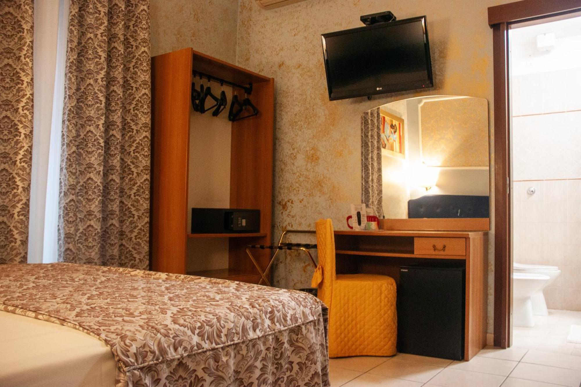 Hotel Assisi Rzym Zewnętrze zdjęcie